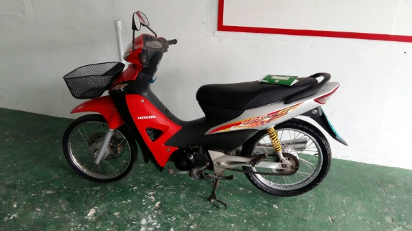 WAVE 100s ราคา 16000 บาท