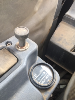 ขาย KOBELCO SK200-3  เก่าญี่ปุ่นแท้  มาใหม่  สภาพสวยมากๆ  เครื่องปั๊มแห้ง  ไฟฟ้าครบ แทรค 70   พร้อมใช้  โทร 089-7462641 สุวรรณี