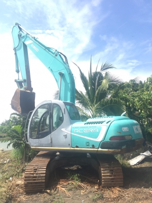ขาย KOBELCO SK200-2 มาร์คไฟว์  เก่าญี่ปุ่น สภาพสวย  เครื่องดี เอวแน่น  ปั๊มสวย  สนใจโทร 089-7462641 สุวรรณีจ้า