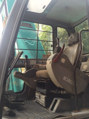ขาย KOBELCO SK200-2 มาร์คไฟว์  เก่าญี่ปุ่น สภาพสวย  เครื่องดี เอวแน่น  ปั๊มสวย  สนใจโทร 089-7462641 สุวรรณีจ้า