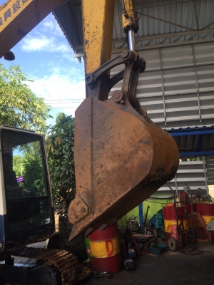 ขาย KOMATSU PC60-6  รถสวย  เครื่องปั๊มดี  ระบบคล่อง..ลองระบบกันได้ทุกวัน  โทร 089-7462641  สุวรรณี