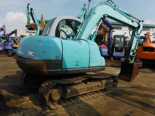 ขาย KOBELCO SK60-3 มาใหม่  เก่าญี่ปุ่นแท้   ชั่วโมงน้อย  ลองระบบกันได้ทุกวันโทร 089-7462641  สุวรรณี