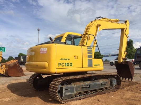 ขายรถแบคโฮ KOMATSU PC100-6E รถนอกนำเข้าจากญี่ปุ่น สภาพสวยพร้อมใช้งาน มีVDOการทำงานครับ