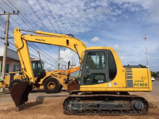 ขายรถแบคโฮ KOMATSU PC100-6E รถนอกนำเข้าจากญี่ปุ่น สภาพสวยพร้อมใช้งาน มีVDOการทำงานครับ