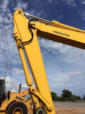 ขายรถแบคโฮ KOMATSU PC100-6E รถนอกนำเข้าจากญี่ปุ่น สภาพสวยพร้อมใช้งาน มีVDOการทำงานครับ