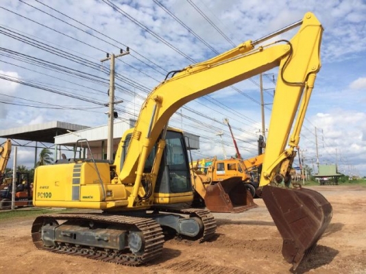 ขายรถแบคโฮ KOMATSU PC100-6E รถนอกนำเข้าจากญี่ปุ่น สภาพสวยพร้อมใช้งาน มีVDOการทำงานครับ