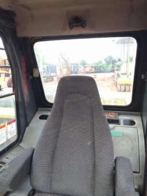 ขายรถแบคโฮ KOMATSU PC100-6E รถนอกนำเข้าจากญี่ปุ่น สภาพสวยพร้อมใช้งาน มีVDOการทำงานครับ