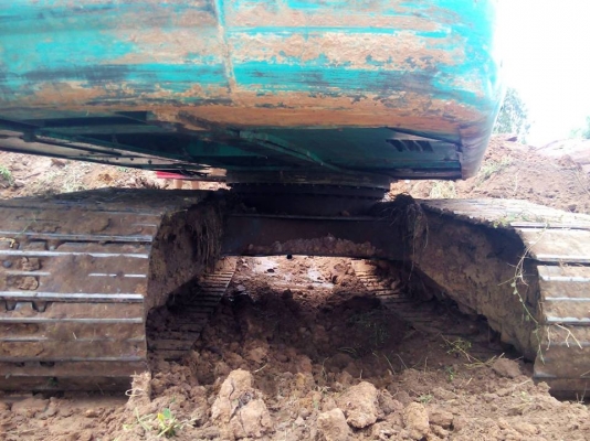 ขายรถขุดแบ็คโค sk200-5 ซุปเปอร์ไฟฟ้าเต็ม yutani สภาพเต็มรถพร้อมลงลุยงาน เอกสารครบ พร้อมใช้