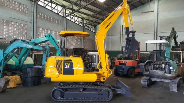 ขาย รถขุด KOMATSU รุ่น PC25-1- มือสองญี่ปุ่น คอนโทรลสั้น แทรกยางสวย สลัก เอวแน่นทั้งคัน สวยพร้อมใช้งาน อะไหล่หาง่าย มือถือ /LINE ID: 0818753444 ขาย รถขุด KOMATSU รุ่น PC25-1- มือสองญี่ปุ่น คอนโทรลสั้น แทรกยางสวย สลัก เอวแน่นทั้งคัน สวยพร้อมใช้งาน อะไหล่หาง่าย มือถือ /LINE ID: 0818753444