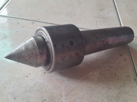 ยันศูนย์ท้าย แท่นกลึง ขนาด 8 -10 ฟุต สภาพสวยๆ หัวลูกปืน พร้อมใช้งาน 1,800