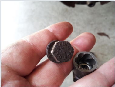 ลูกบล็อกถอนหัวน็อตที่เสียเหลี่ยม หัวรูด หรือหัวกลมก็ถอนได้