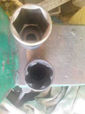 ลูกบล็อกถอนหัวน็อตที่เสียเหลี่ยม หัวรูด หรือหัวกลมก็ถอนได้