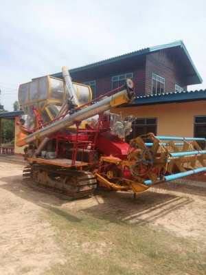 ขายรถเกี่ยวข้าว วิชาญการช่าง เครื่อง195แรง HO7D ตัวเดิน10 ปั้มไดกิ้น22 สภาพพร้อมลุยงาน ราคา450,000 สนใจโทร 090-8588220คุณนะ 093-3258446คุณบิว หรือเข้าดูสินค้าอื่นๆได้ที่ www.narong2truck.com หรือ www.truck.in.th/498 หรือเพจFacebook ณรงค์ ซื้อขายรถมือสอง (