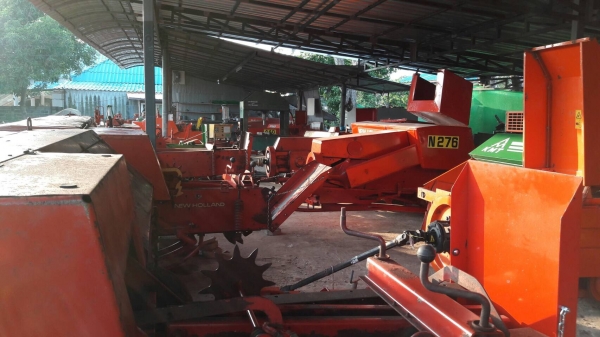 ขายเครื่องอัดฟางเก่าไทยเก่านอกมากกว่า50เครื่อง