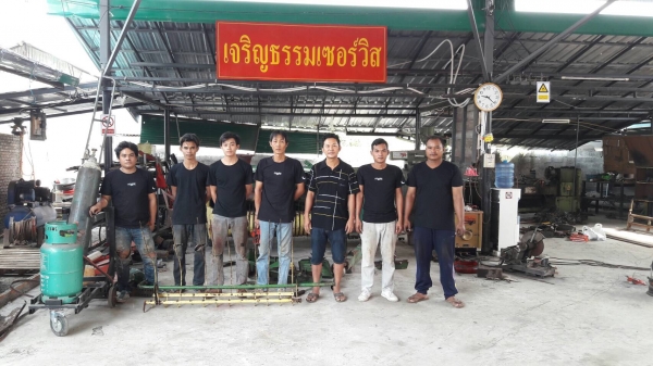 ขายเครื่องอัดฟางเก่าไทยเก่านอกมากกว่า50เครื่อง