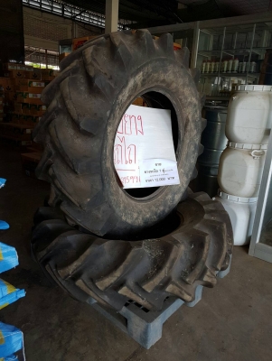 ยางรถไถบริดสโตน ขนาด 16.9/14-20 สภาพ 80\% จำนวน 1 คู่ ยางรถไถบริดสโตน ขนาด 16.9/14-20 สภาพ 80\% จำนวน 1 คู่