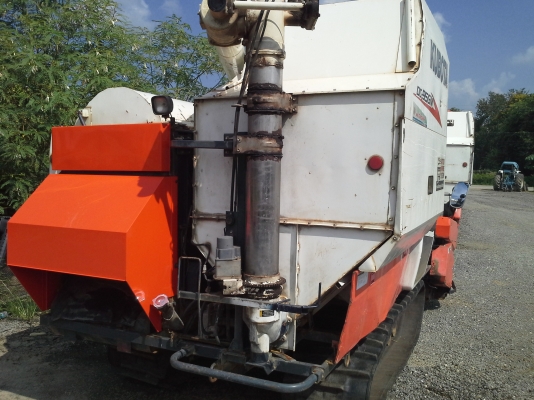 ขายรถเกี่ยวข้าว DC-95GM