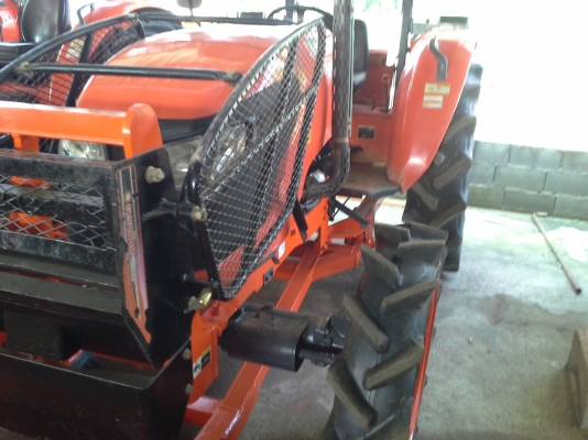ขาย แทรกเตอร์ KUBOTA M6040