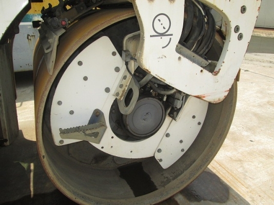 รถบด ยี่ห้อ Hamm (Tandem roller)  รุ่น DV90VO S/no:  H1660214  รถปี 1997 ชั่วโมงใช้งาน 8481 นำเข้าจากยุโรป