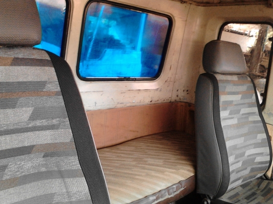 ขายด่วนหัวเก๋งHINO SUMO227อุปกรณ์ภายในครบ เบาะถุงลมพร้อมติดตั้งได้เลยสภาพสวย