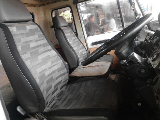 ขายด่วนหัวเก๋งHINO SUMO227อุปกรณ์ภายในครบ เบาะถุงลมพร้อมติดตั้งได้เลยสภาพสวย