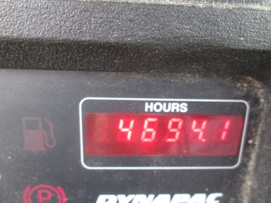 Dynapac (Tandem Roller) รุ่น : CC232 S/No : 61910748 ปี : 2003 ชั่วโมงทำงาน : 4694