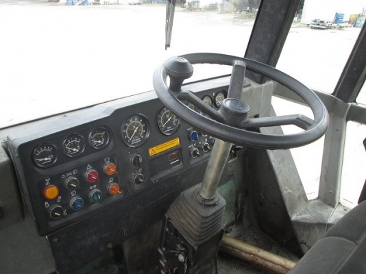 Dynapac (Tandem Roller) รุ่น : CC232 S/No : 61910748 ปี : 2003 ชั่วโมงทำงาน : 4694 Dynapac (Tandem Roller) รุ่น : CC232 S/No : 61910748 ปี : 2003 ชั่วโมงทำงาน : 4694