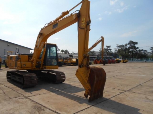 Model : PC120-6E0 S/no: KMTPC037C02073793 Year : 2006 Hour : 6,652 From Japan