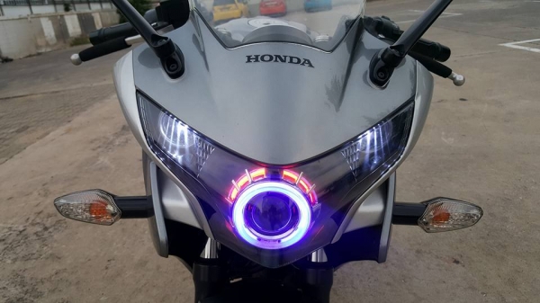 HONDA CBR250R ตัว TOP มี ABS วิ่งน้อย 9,XXX KM ฟรีค่าโอน