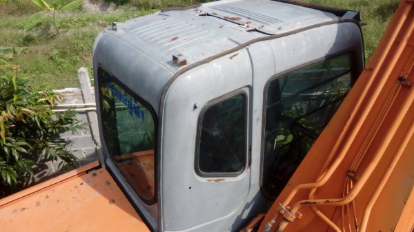 HITACHI ZX-1 รถสภาพดีไฟฟ้าเต็ม เอกสารอินวอย 955,000บ. สนใจติดต่อ 0835601591 หรือ 0903494058