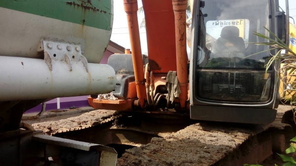 HITACHI ZX-1 รถสภาพดีไฟฟ้าเต็ม เอกสารอินวอย 955,000บ. สนใจติดต่อ 0835601591 หรือ 0903494058