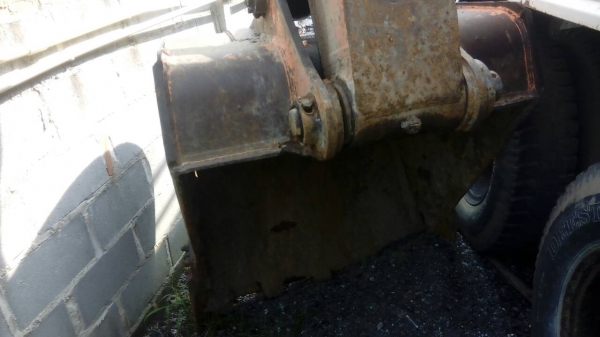 HITACHI ZX-1 รถสภาพดีไฟฟ้าเต็ม เอกสารอินวอย 955,000บ. สนใจติดต่อ 0835601591 หรือ 0903494058