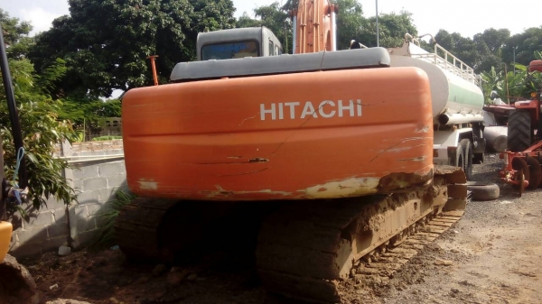 HITACHI ZX-1 รถสภาพดีไฟฟ้าเต็ม เอกสารอินวอย 955,000บ. สนใจติดต่อ 0835601591 หรือ 0903494058