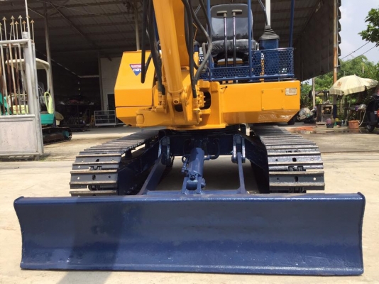 รถขุด KOMATSU PC30-6 ทำสีใหม่ นำเข้ามือสองญี่ปุ่น