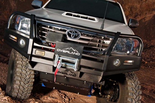 กันชนหน้า K2 Bullbar แนวบู๊ แต่แฝงไปด้วยความสงบขรึม เท่ห์ทันที ด้วยดีไซน์เฉพาะของโอเวอร์แลนด์