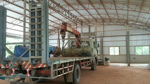 6 ล้อยาง1000 Fn278 เครื่องEk100 260Hp เครน 4.5 ตัน พร้อมใช้งานขายถูก 600,000 ต่อรองได้ 6 ล้อยาง1000 Fn278 เครื่องEk100 260Hp เครน 4.5 ตัน พร้อมใช้งานขายถูก 600,000 ต่อรองได้