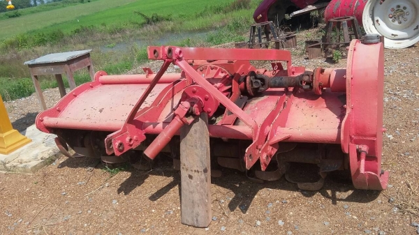 ขายโรตารี่ของรถไถใหญ่ครับพร้อมยอย ขายโรตารี่ของรถไถใหญ่ครับพร้อมยอย