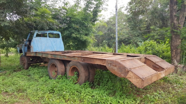 ขายตามสภาพ เทนเลอร์ 10 ล้อ หัวยาว เพลาเดียว ไม่มีทะเบียน เครื่อง PD6 230 แรงม้า ช่วงล่างใหญ่ HINO KT920 เบรคลมดัน