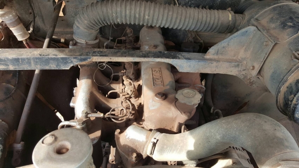 ขาย 10 ล้อ หัวยาว 2 เพลา ไม่มีทะเบียน ช่วงล่าง ROCKY 175 เครื่อง 6BD1 165 แรงม้า คัสซีสวยตลอดเส้น มีสโลว์กลาง พวงมาลัยพาวเวอร์ ราคาต่อรองได้ครับ