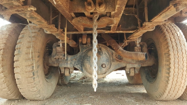 ขาย 10 ล้อ หัวยาว 2 เพลา ไม่มีทะเบียน ช่วงล่าง ROCKY 175 เครื่อง 6BD1 165 แรงม้า คัสซีสวยตลอดเส้น มีสโลว์กลาง พวงมาลัยพาวเวอร์ ราคาต่อรองได้ครับ