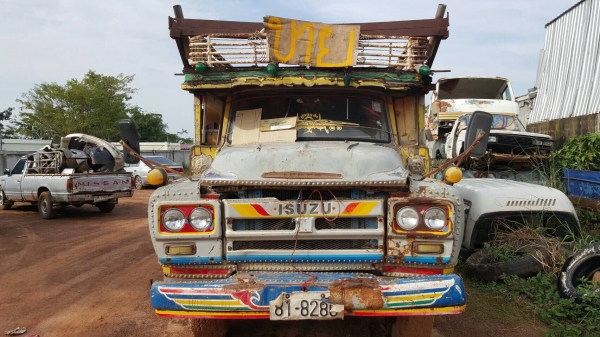 ขาย 10 ล้อ หัวยาว 2 เพลา ไม่มีทะเบียน ช่วงล่าง ROCKY 175 เครื่อง 6BD1 165 แรงม้า คัสซีสวยตลอดเส้น มีสโลว์กลาง พวงมาลัยพาวเวอร์ ราคาต่อรองได้ครับ