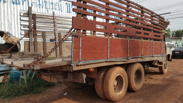 ขาย 10 ล้อ หัวยาว 2 เพลา ไม่มีทะเบียน ช่วงล่าง ROCKY 175 เครื่อง 6BD1 165 แรงม้า คัสซีสวยตลอดเส้น มีสโลว์กลาง พวงมาลัยพาวเวอร์ ราคาต่อรองได้ครับ