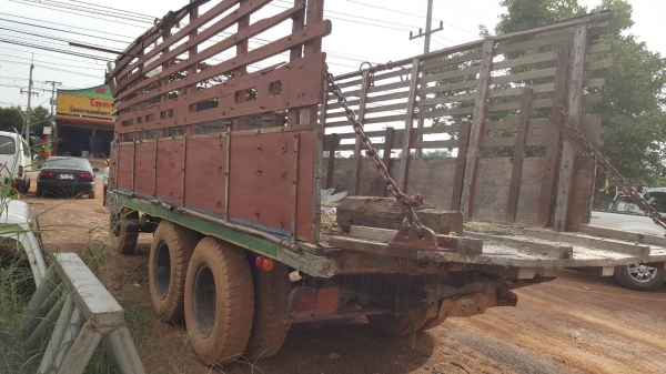 ขาย 10 ล้อ หัวยาว 2 เพลา ไม่มีทะเบียน ช่วงล่าง ROCKY 175 เครื่อง 6BD1 165 แรงม้า คัสซีสวยตลอดเส้น มีสโลว์กลาง พวงมาลัยพาวเวอร์ ราคาต่อรองได้ครับ