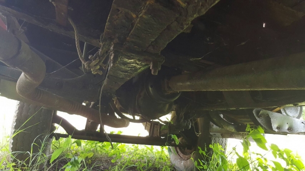 ขาย 6 ล้อ หัวยาว ไม่มีทะเบียน เครื่อง 6BB1 145 แรงม้า รถขับใช้งานได้ ราคาต่อรองได้