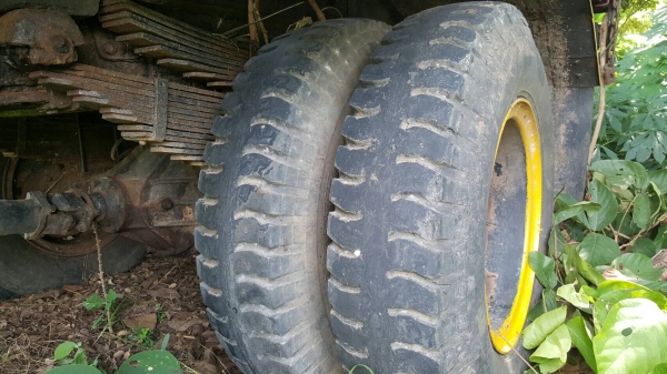 ขาย 6 ล้อ หัวยาว ไม่มีทะเบียน เครื่อง 6BB1 145 แรงม้า รถขับใช้งานได้ ราคาต่อรองได้