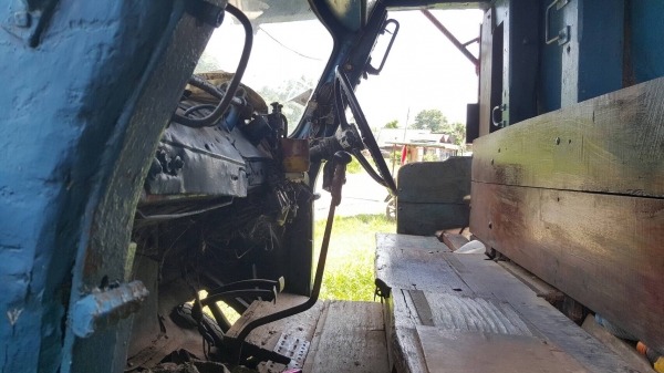 ขาย 6 ล้อ หัวยาว ไม่มีทะเบียน เครื่อง 6BB1 145 แรงม้า รถขับใช้งานได้ ราคาต่อรองได้