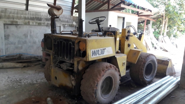 ขาย รถตัก KOMATSU WA30 เอวอ่อน รถใช้งานได้ดี เครื่องดี ปั้มดี ราคาคุยกันได้ครับ
