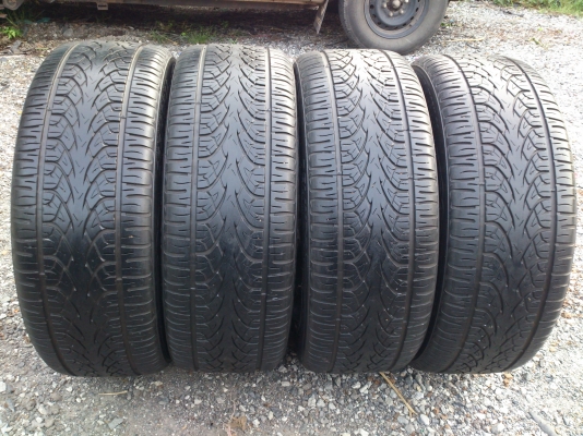 ขายแม็กRS 6รูขอบ22 พร้อมยาง 265/40R22  ปี14 ยางดอกหนาเท่ากัน สวยๆ จำนวน 1 ชุด