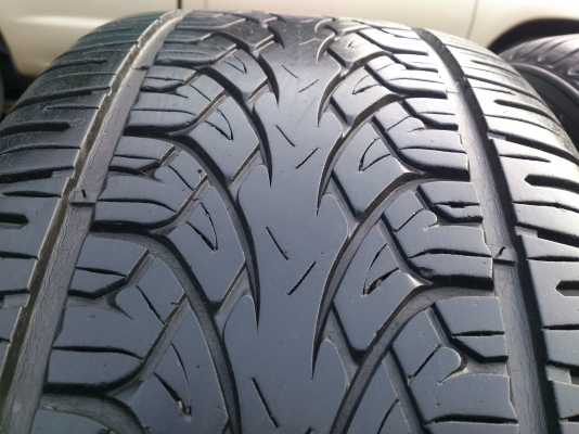 ขายแม็กRS 6รูขอบ22 พร้อมยาง 265/40R22  ปี14 ยางดอกหนาเท่ากัน สวยๆ จำนวน 1 ชุด