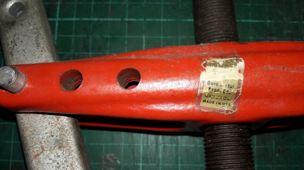 ขายสองขาถอดลูกปืนขนาดใหญ่ Made in USA.ใหม่เก่าเก็บ